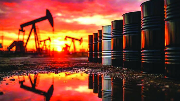 Light/ Heavy Petroleum, Light Crude Oil